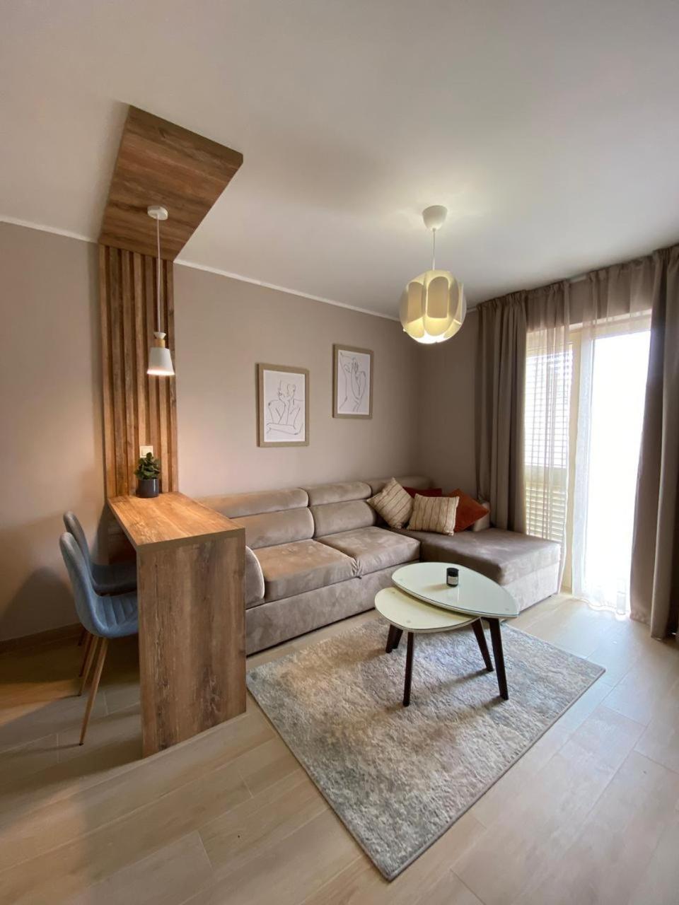 Apartman Tara Тиват Екстериор снимка