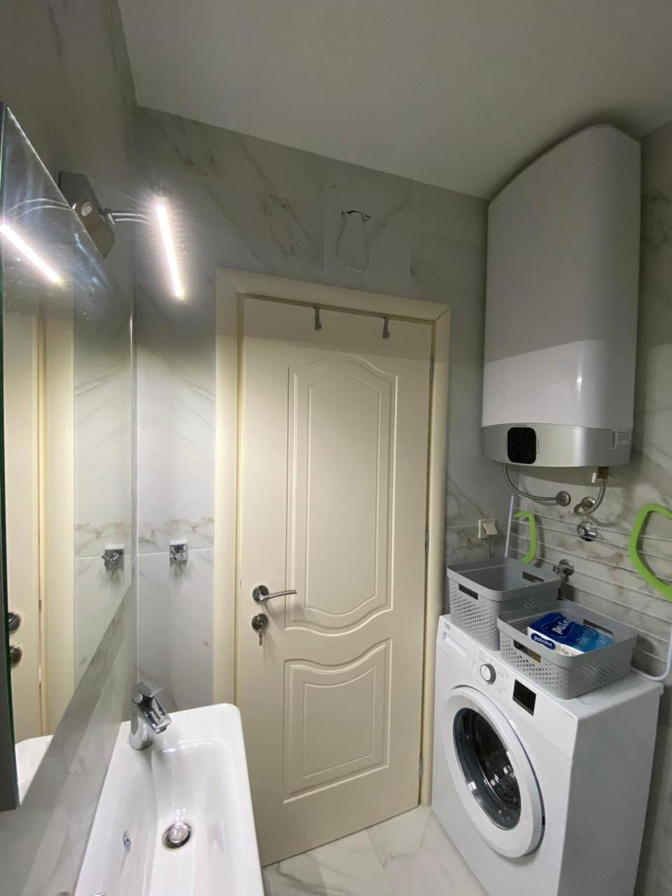 Apartman Tara Тиват Екстериор снимка