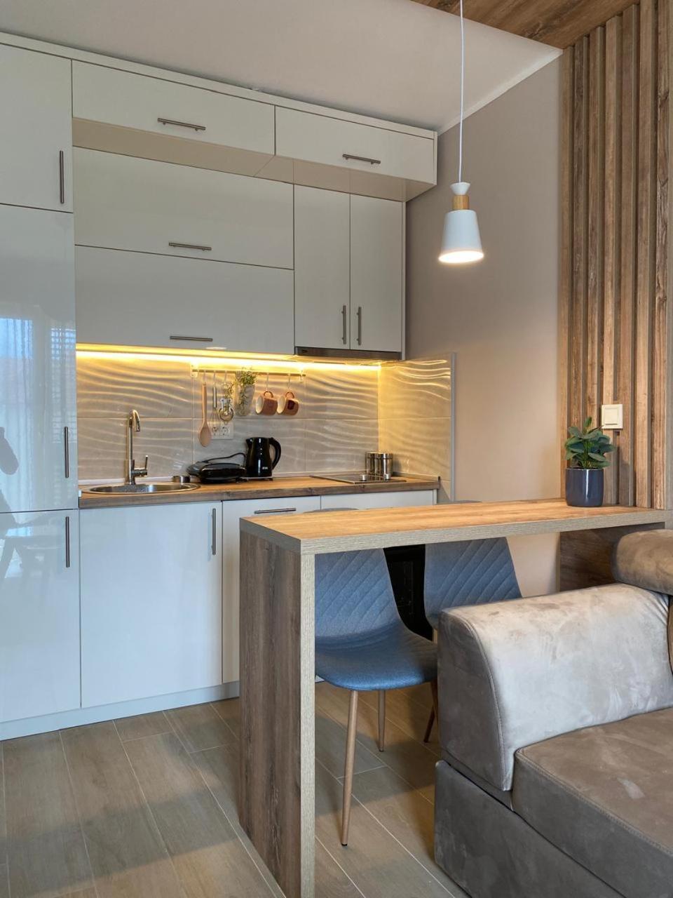 Apartman Tara Тиват Екстериор снимка