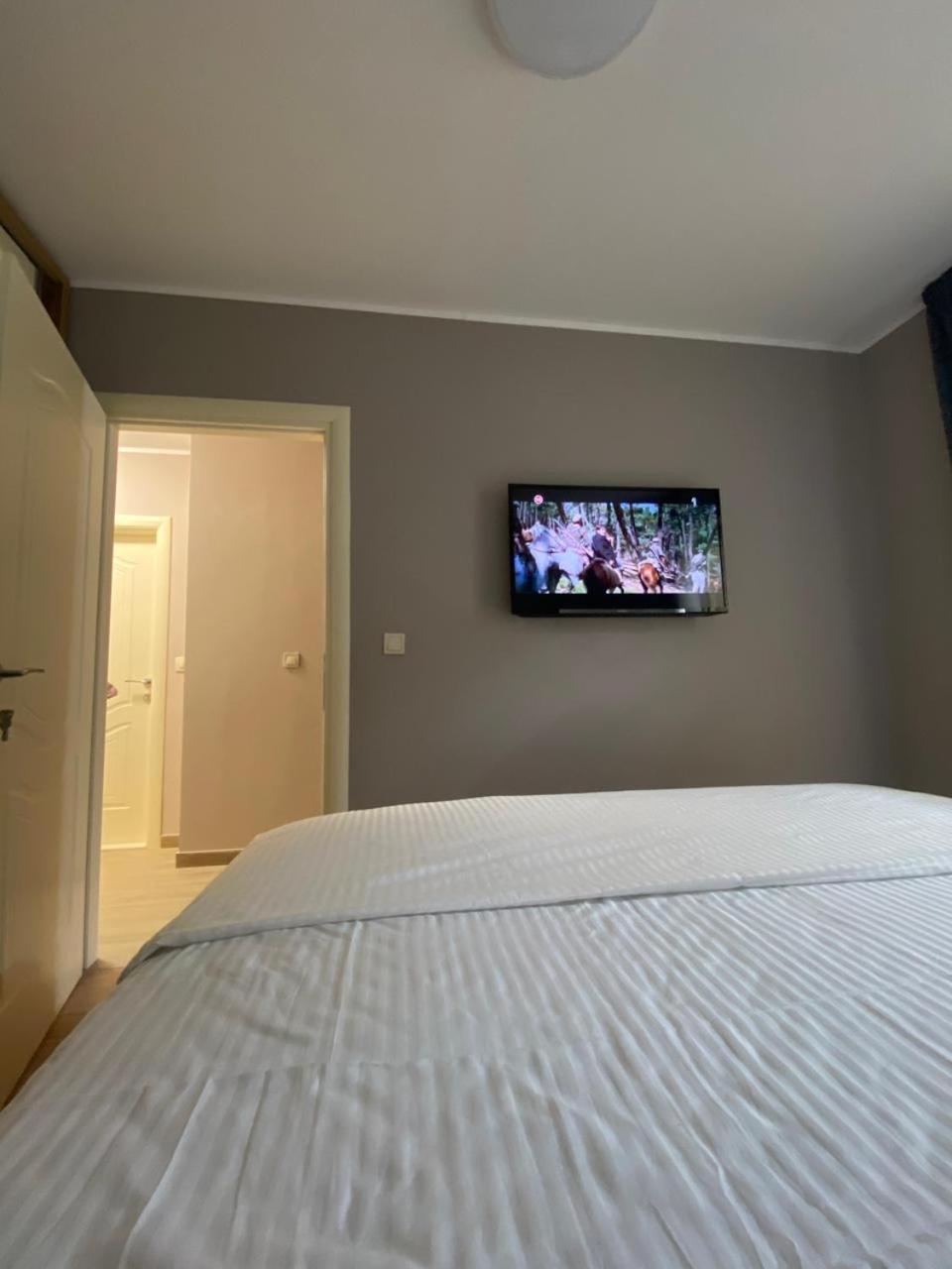 Apartman Tara Тиват Екстериор снимка